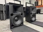 2x Meyer Sound UPQ-1P 15"/4" + flyware + case, Ophalen of Verzenden, Gebruikt, 120 watt of meer