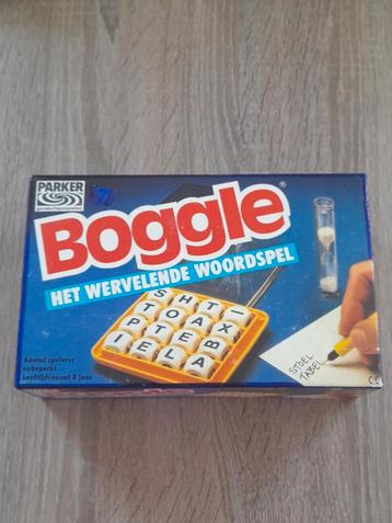 Boggle, compleet met zandloper.
 beschikbaar voor biedingen