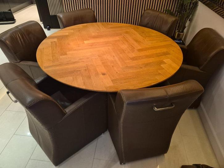 Ronde eettafel van mangohout met visgraatmotief, Huis en Inrichting, Tafels | Eettafels, Gebruikt, 100 tot 150 cm, 100 tot 150 cm