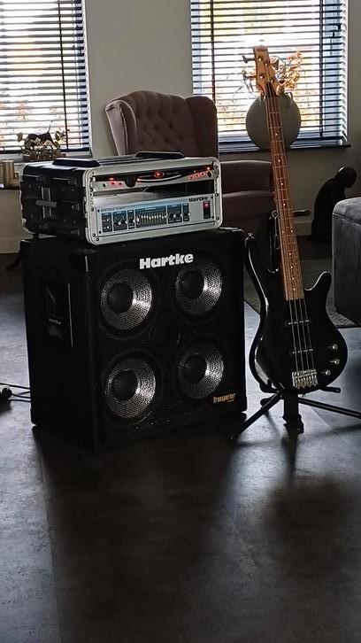 Hartke basinstallatie incl. Ibanez basgitaar, Hobby en Vrije tijd, Elektronica-componenten, Zo goed als nieuw, Ophalen of Verzenden