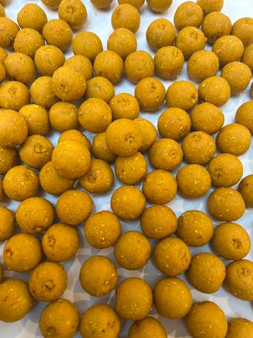Sweet caramel boilie beschikbaar voor biedingen