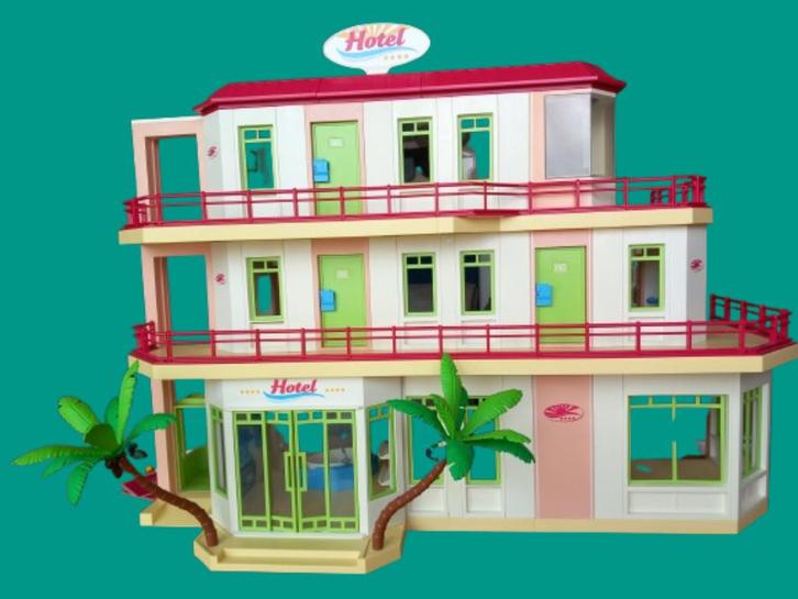 Compleet playmobil hotel met extra verdieping (5265 en 5269), Kinderen en Baby's, Speelgoed | Playmobil, Zo goed als nieuw, Complete set