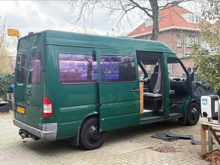 Camper Mercedes Sprinter 9-TBP-93 180.000km, Caravans en Kamperen, Campers, Particulier, Buscamper of Camperbus, Mercedes-Benz