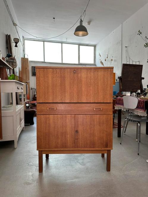 Scandinavisch design secretaire, vintage kast, barkast, Huis en Inrichting, Kasten | Secretaires, Gebruikt, Ophalen