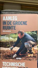 Vijf naslagwerken In De Groene Ruimte - Hoveniersopleiding, Ophalen of Verzenden, Zo goed als nieuw, Overige niveaus