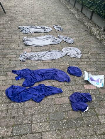 Statafelrok statafelhoes beschikbaar voor biedingen
