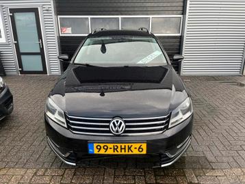 Volkswagen Passat 1.6 TDI 77KW Bluemotion Variant 2011 Zwart beschikbaar voor biedingen