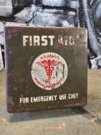 WWII US motor vehicle First Aid kit 24 unit, Ophalen of Verzenden, Landmacht, Amerika, Embleem of Badge