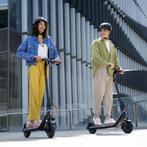 2X Segway Ninebot E2 Plus Kickscooter, Fietsen en Brommers, Steps, Ophalen, Zo goed als nieuw, Elektrische step (E-scooter), Segway Ninebot