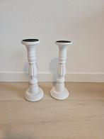 2 witte kaarsenhouders, Huis en Inrichting, Ophalen, Overige kleuren, Minder dan 50 cm, Glas