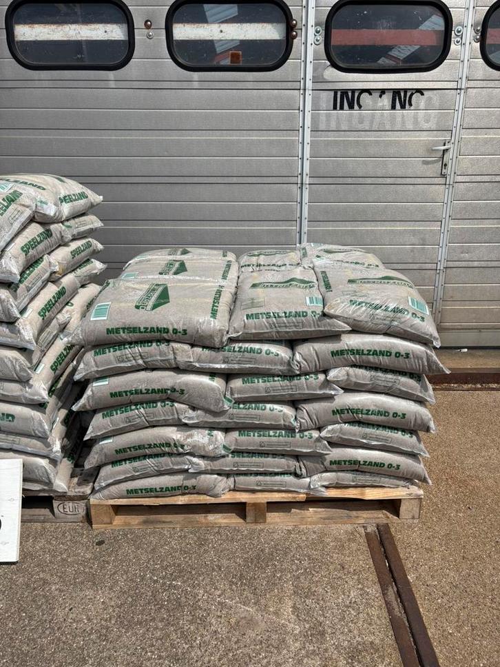 UITVERKOOP ZAND EN GRIND ZAKKEN, Tuin en Terras, Zand, Nieuw, Ophalen