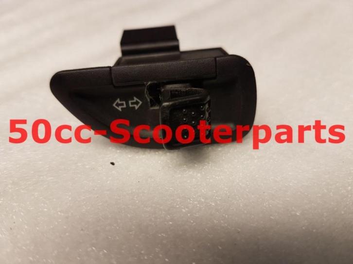 Knipperlichtschakelaar Piaggio Liberty Post 6426795 Gebruikt, Motoren, Tuning en Styling, Ophalen of Verzenden