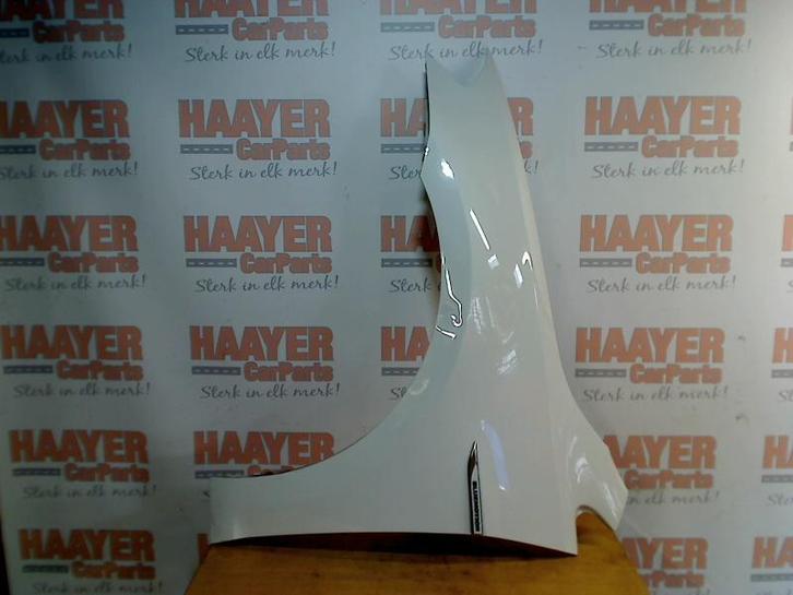 Spatbord Links Voor Volkswagen Golf VII (AUA) 2015, Auto-onderdelen, Carrosserie en Plaatwerk, Volkswagen, Gebruikt