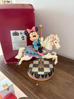 Disney parks traditions minnie mouse carrousel beeld, Verzamelen, Disney, Ophalen of Verzenden, Mickey Mouse, Zo goed als nieuw