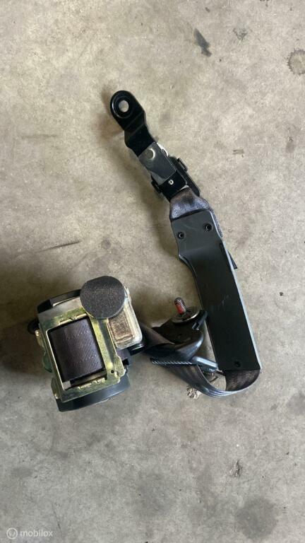Gordelspanner linksachter Volvo XC90 I ('02->) 30642794, Auto-onderdelen, Interieur en Bekleding, Volvo, Gebruikt, Ophalen of Verzenden