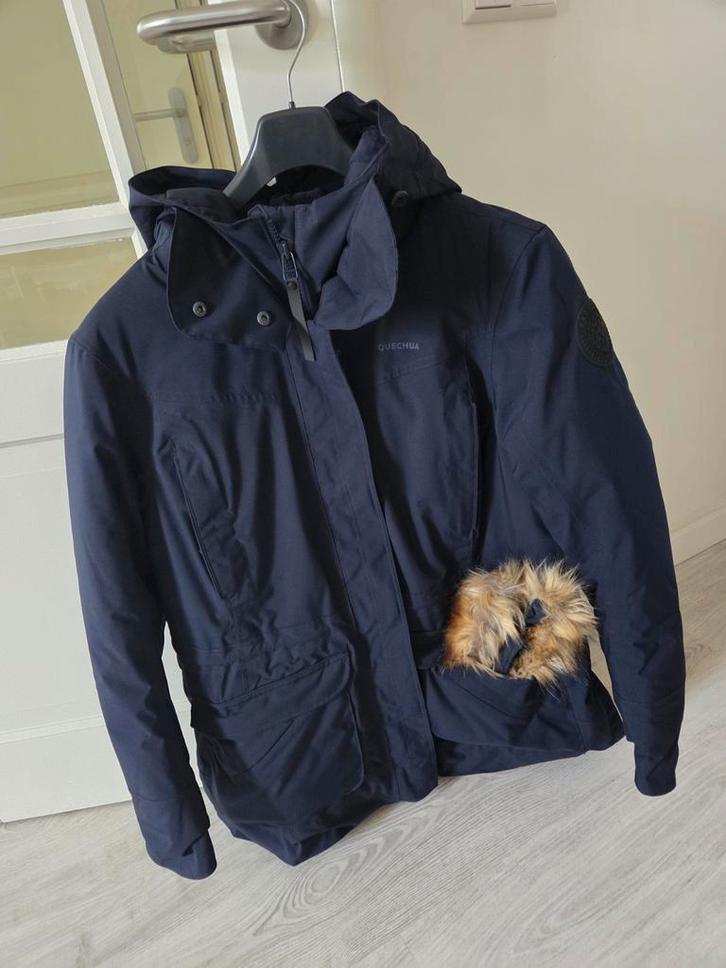 Quechua Winterjas - Blauw, Kleding | Dames, Jassen | Winter, Zo goed als nieuw, Maat 46/48 (XL) of groter, Blauw, Ophalen of Verzenden
