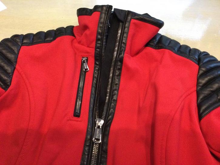 Goldbergh rood ski jack wintersportjas 44 valt kleiner zgan, Kleding | Dames, Wintersportkleding, Nieuw, Jack, Maat 42/44 (L)