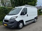 Peugeot Boxer L1H1 110pk | Imperiaal| Inrichting | Trekhaak, Voorwielaandrijving, Euro 5, Gebruikt, Zwart