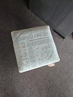 Poef hocker by-boo blauw vintage stof opruiming, Huis en Inrichting, Ophalen of Verzenden, Nieuw, Rond, Stof