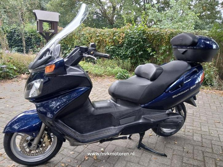 Suzuki AN650 Burgman AN 650, Motoren, Motoren | Suzuki, Bedrijf, Scooter, meer dan 35 kW, 2 cilinders, Motorrijbewijs A, Cardan-aandrijving