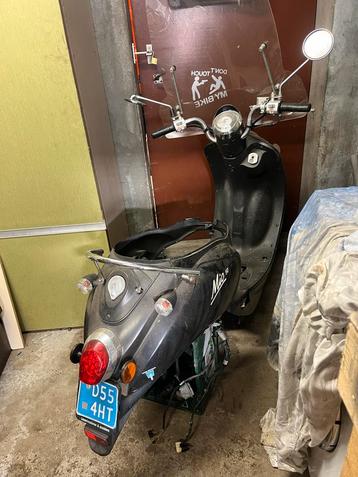 Sym Mio Scooter Onderdelen beschikbaar voor biedingen