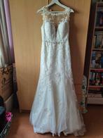 Prachtige trouwjurk met kant en details, Ophalen, Zo goed als nieuw, Wit, Trouwjurk