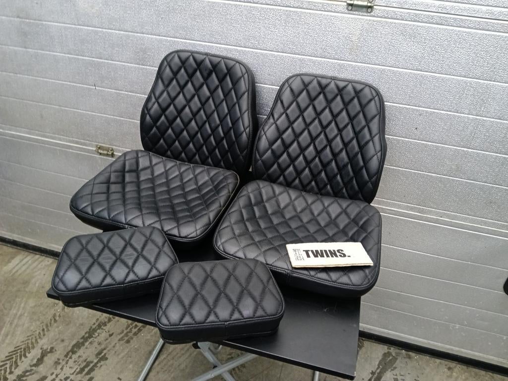 Interieur Biro Zwart Leer Stoelen/ Seats, Ophalen