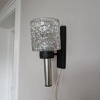 Vintage retro muurlamp Zwart met Chroom en Glazen kapje, Huis en Inrichting, Gebruikt, Ophalen of Verzenden, Glas