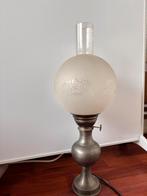 Tinnen lamp met melkglazen kap, Gebruikt, 75 cm of meer, Glas, Antiek