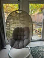 Hangstoel in zeer goede staat inclusief kussens, Tuin en Terras, Tuinstoelen, Ophalen, Zo goed als nieuw, Wicker