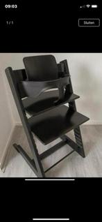 Stokke tripp trapp kinderstoel met plastic babyset, Ophalen, Zo goed als nieuw