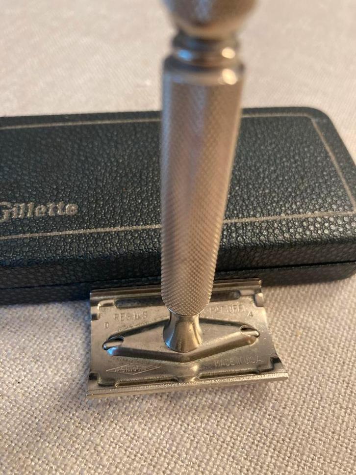 Gillette Tech Scheermes met Ball End Handle - USA, Antiek en Kunst, Antiek | Overige Antiek, Ophalen of Verzenden