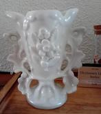Wit vintage keramisch Frans vaasje, Antiek en Kunst, Antiek | Keramiek en Aardewerk, Ophalen of Verzenden