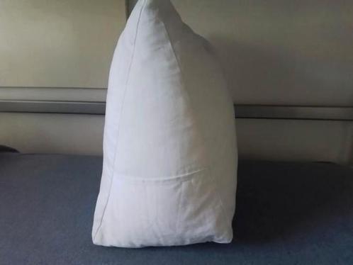 Bed-zit-lees-kussen, 60x50x30, Huis en Inrichting, Slaapkamer | Beddengoed, Nieuw, Kussen, Eenpersoons, Wit, Ophalen