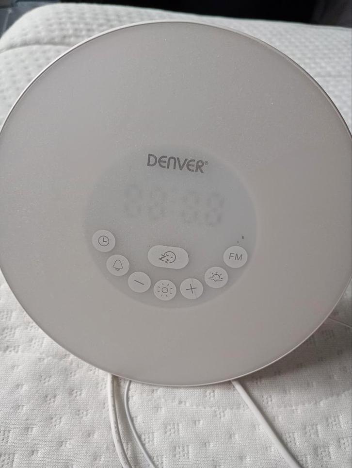 Denver Wekker Radio met Natuurgeluiden, Huis en Inrichting, Woonaccessoires | Klokken, Gebruikt, Wekker of Tafelklok, Digitaal