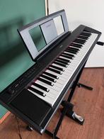 Yamaha Piaggero NP-12 + accesoires, Muziek en Instrumenten, 61 toetsen, Yamaha, Ophalen of Verzenden, Zo goed als nieuw