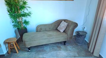 Sofa legergroen beschikbaar voor biedingen