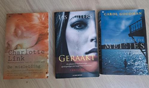 3 boeken, Boeken, Avontuur en Actie, Zo goed als nieuw, Ophalen of Verzenden