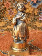 Mooi stel antieke beeldje uit Engeland van man en vrouw., Ophalen of Verzenden, Koper