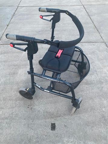 Nexus 3 rollator. Inklapbaar met ijzeren mand. beschikbaar voor biedingen