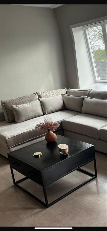 Salontafel Mangohout 80x80 cm beschikbaar voor biedingen