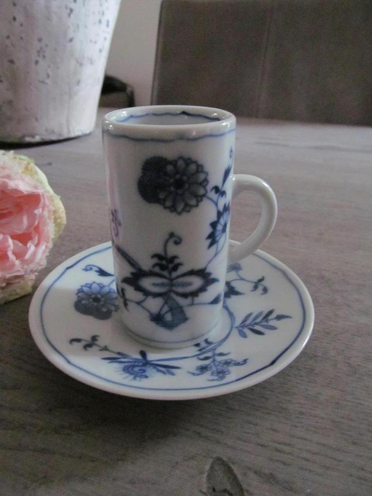 Blue Danube Espresso Kop en Schotel, Huis en Inrichting, Keuken | Servies, Zo goed als nieuw, Kop(pen) en/of Schotel(s), Overige stijlen