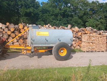 Veenhuis mesttank, giertank, dieplader, miedema wagen, kar beschikbaar voor biedingen