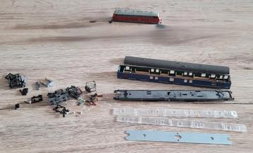 N-spoor N-spoor locomotief bovenkant/ wagon onderdelen biede beschikbaar voor biedingen