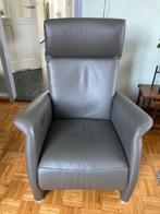 Relaxfauteuil elektrisch grijs Montel, Huis en Inrichting, Fauteuils, Ophalen, Minder dan 75 cm, Leer, Zo goed als nieuw