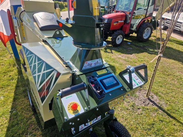 Te huur hakselaar houtversnipperaar, Tuin en Terras, Hakselaars, Nieuw, Ophalen of Verzenden