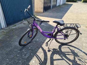 meisjes fiets  beschikbaar voor biedingen