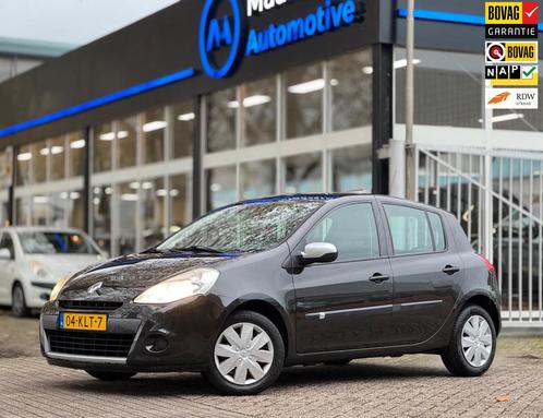 Renault Clio 1.2 Nieuwe APK Airco Navi 5deurs Trekhaak Onder, Auto's, Renault, Bedrijf, Te koop, Clio, Airbags, Airconditioning