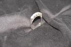 witgouden rivieren ring met 5 briljanten, Ophalen of Verzenden, Zo goed als nieuw, 17 tot 18, Met edelsteen