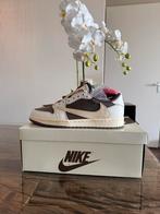 Jordan 1 Low Travis Scott Reverse Mocha 41, Ophalen of Verzenden, Nieuw, Overige kleuren